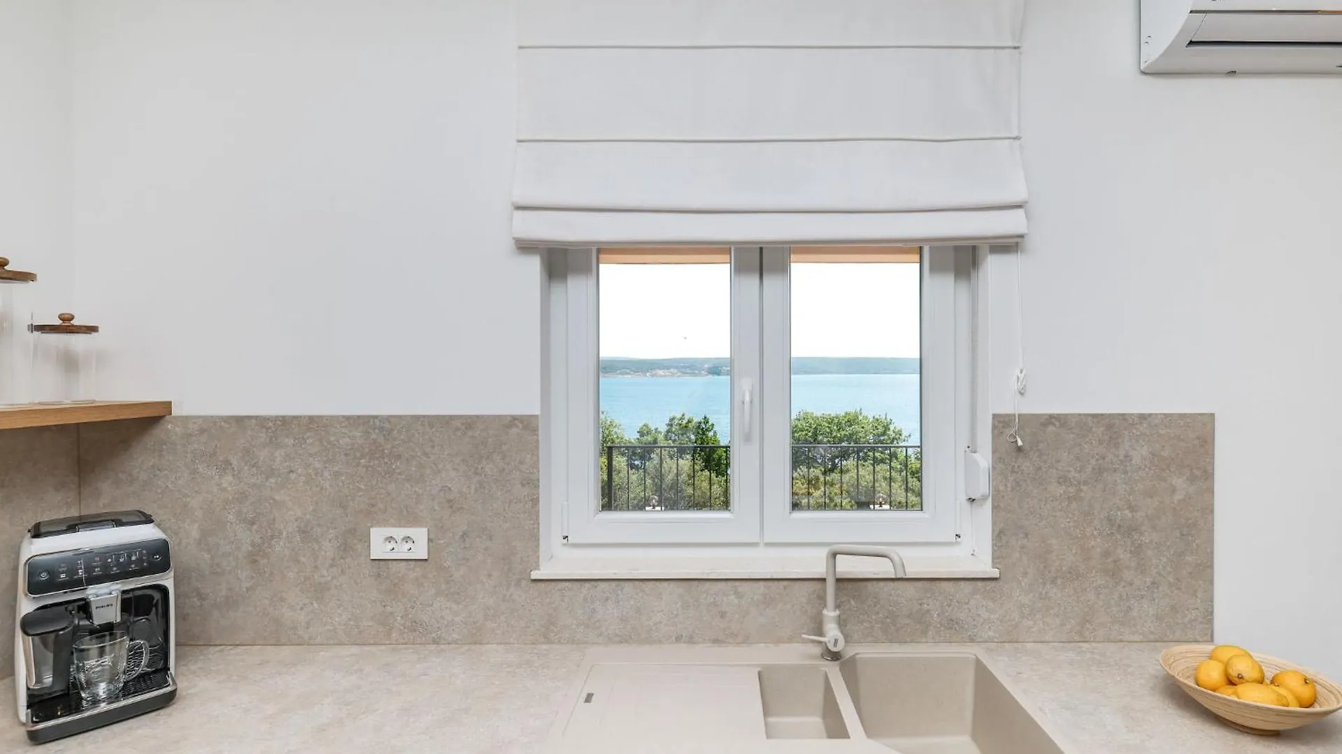 Villa Grota By Interhome Maslenica 0*,  Croacia